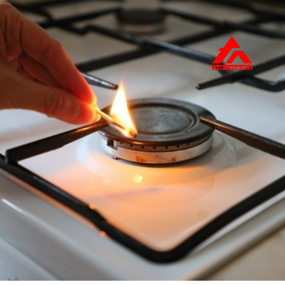 Tại Sao Bếp Gas Có Mùi Nhưng Không Bắt Lửa?
