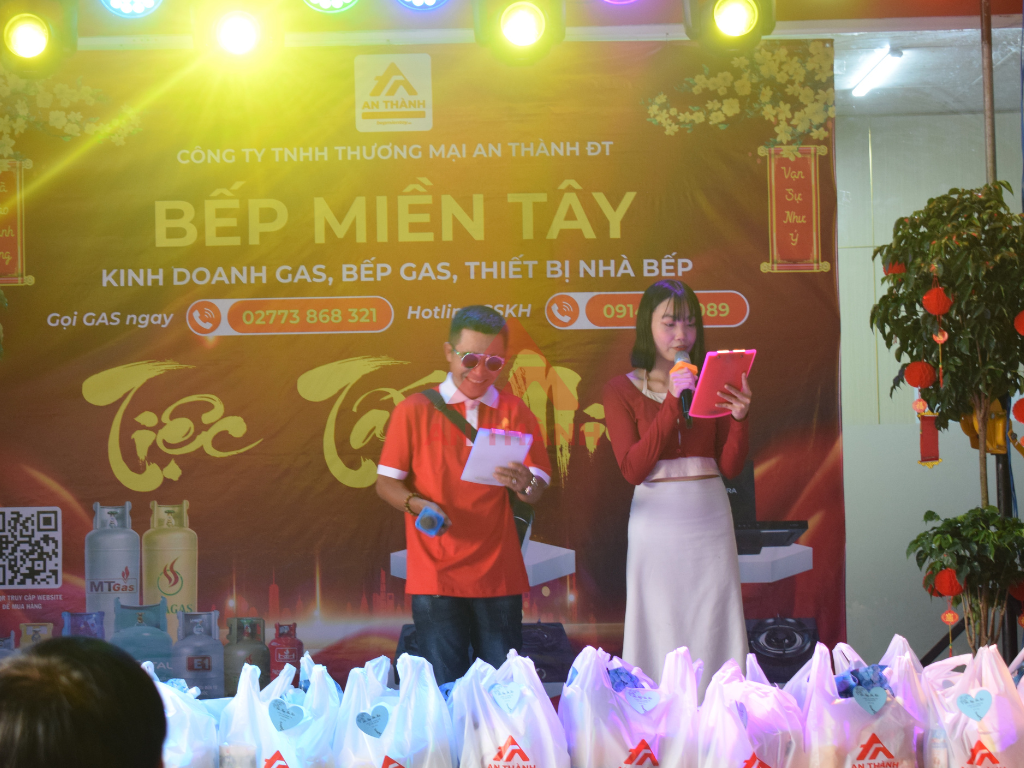 Khoảnh khắc gắn kết - Khởi đầu cho năm mới thành công